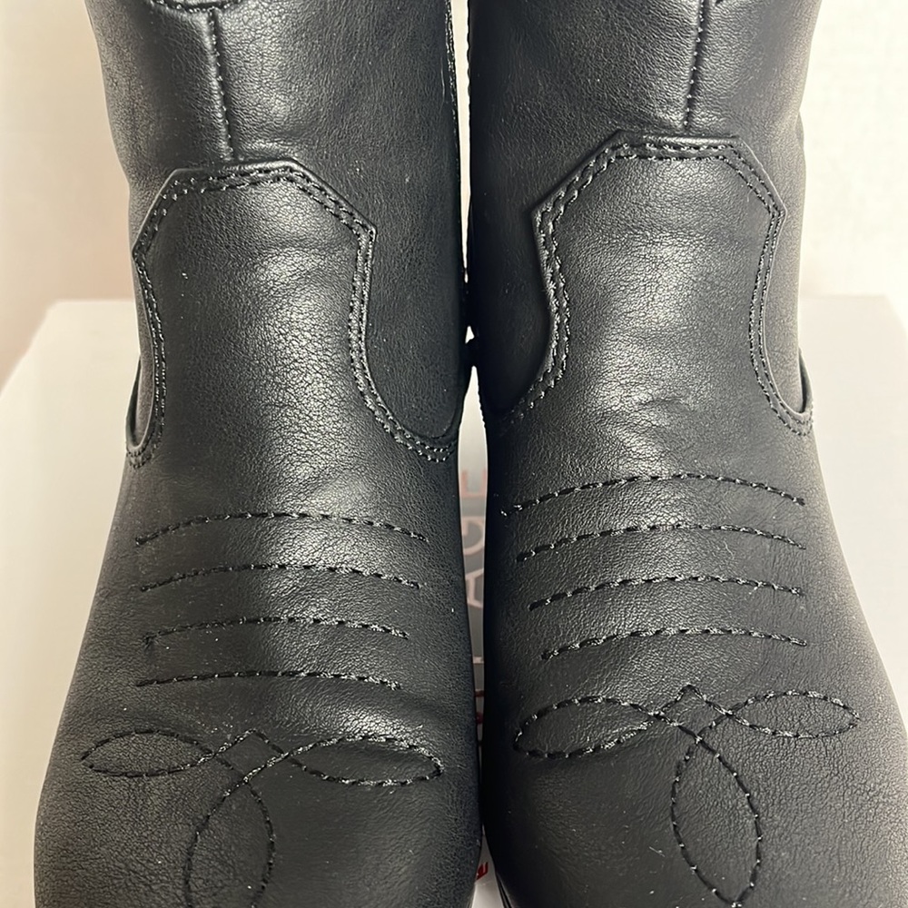 NWOT Rampage Ankle Boots - Picture 3 of 12